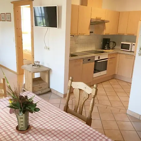 Peer Apartment *